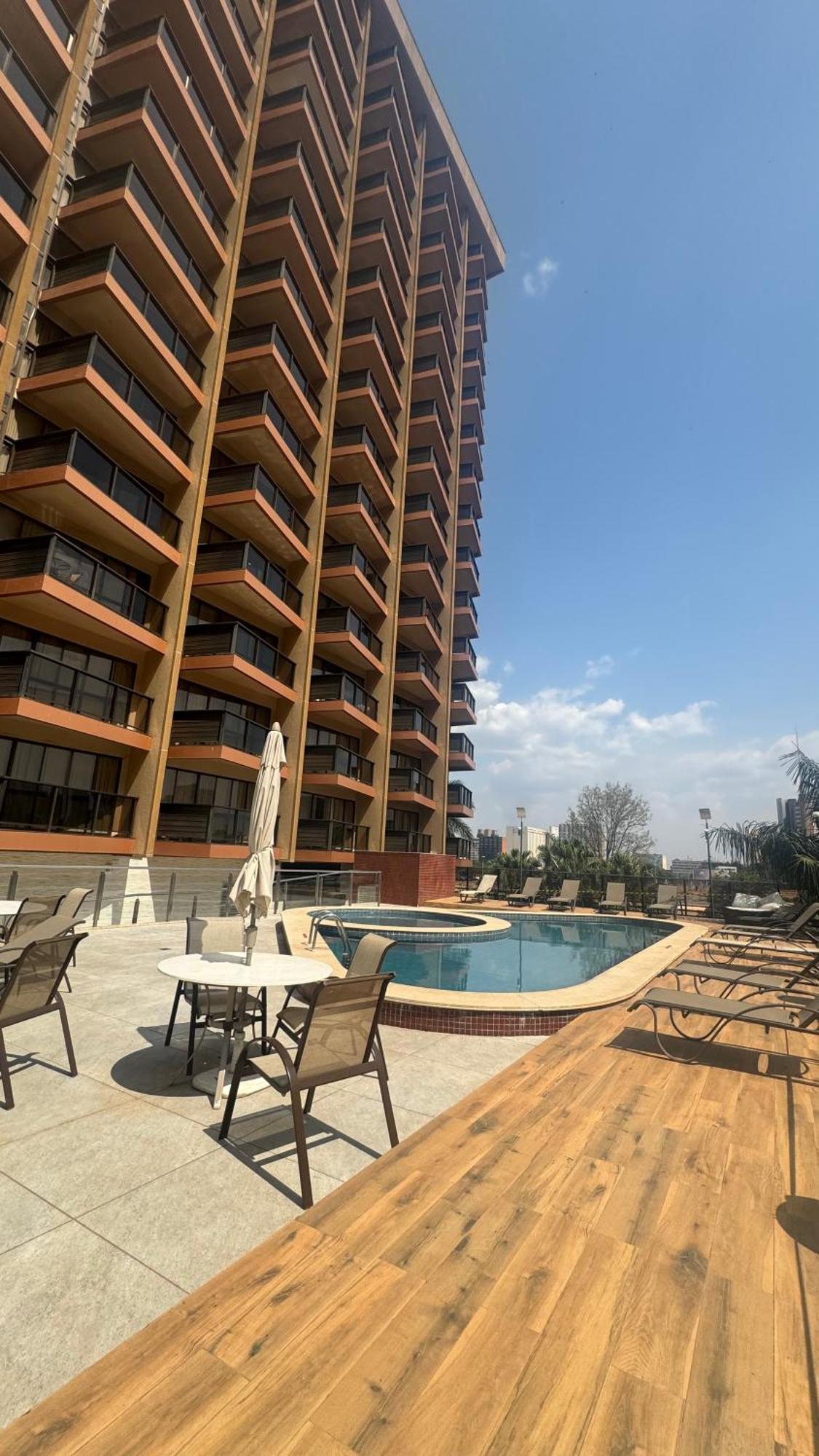 Jk Apart Hotel - Kubitschek Brasilia Exterior photo