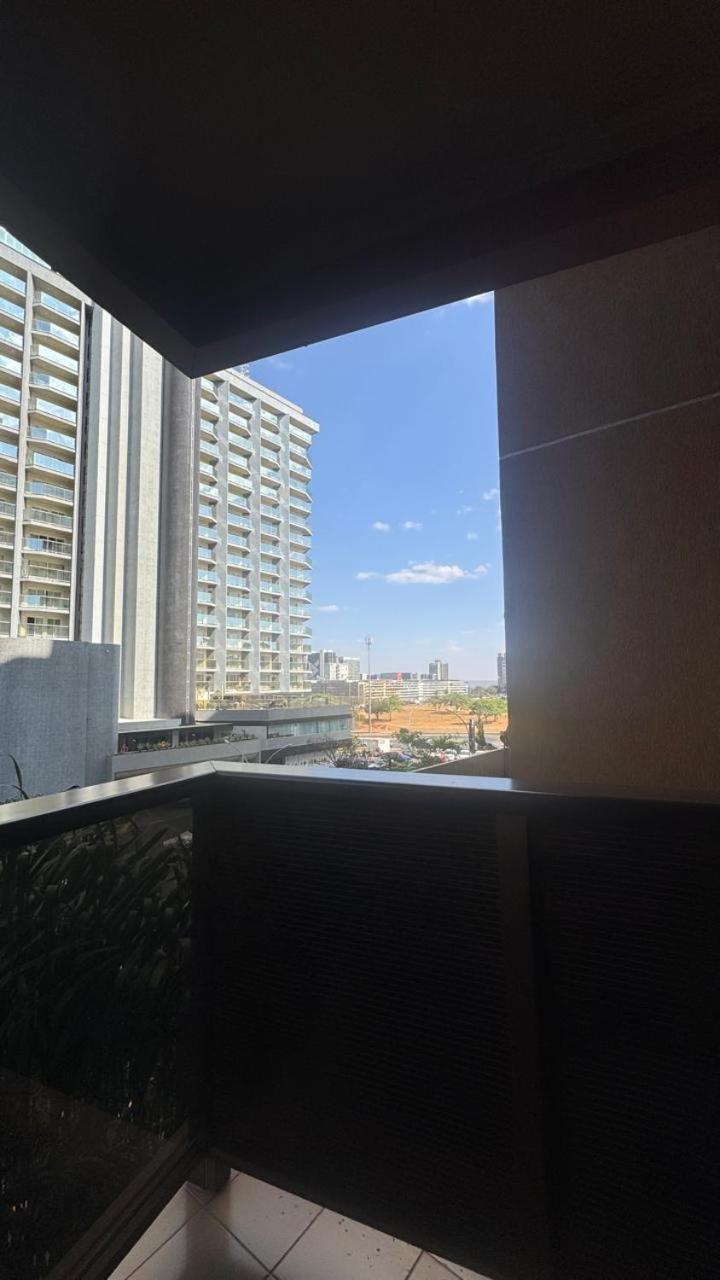 Jk Apart Hotel - Kubitschek Brasilia Exterior photo